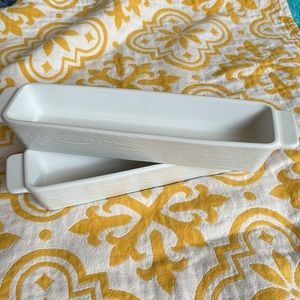 Temp-tations Woodland white set of 2 cracker trays. New